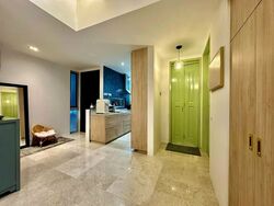 Lighthouse (D17), Condominium #573532311